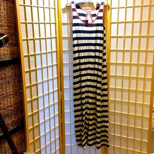 PinkBlush Maternity cute little maxi length dress